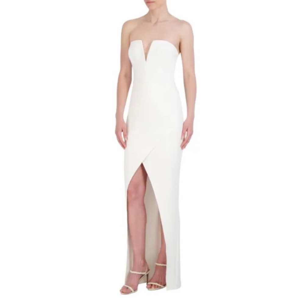 BCBGMAXAZRIA White Split Strapless Crepe Gown - Size 8